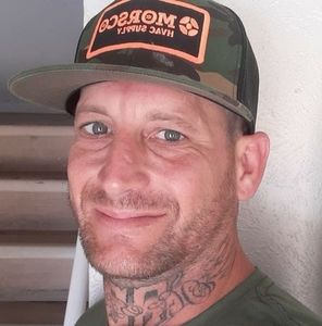 Meet your Posher, Jonathan